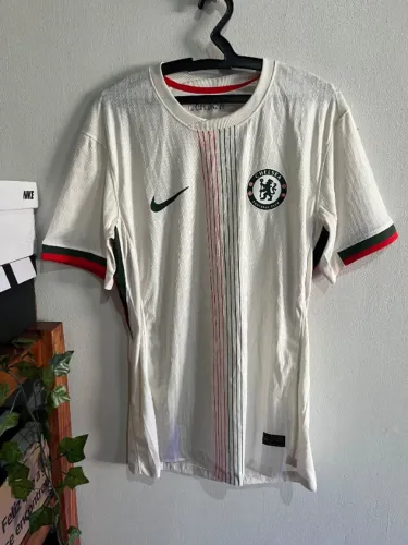 CAMISA CHELSEA VERSÃO JOGADOR TAMANHO G (VESTE M)