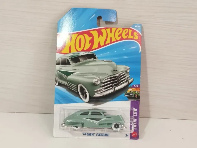 Miniatura Chevy 47 Hotwheels. 