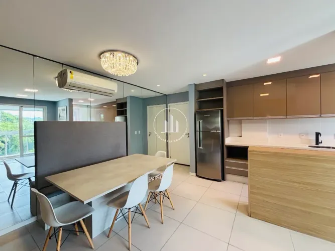 Apartamento 3 Quartos com 1 Suíte e 75m² - Centro - CEN