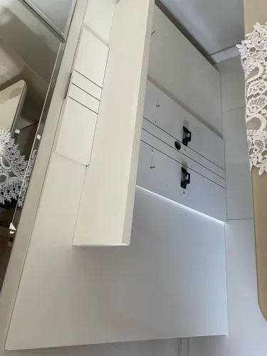 Painel de Madeira com suporte para Tv