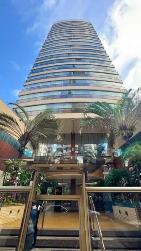 Imóvel para venda tem 150 metros quadrados com 4 quartos em Praia da Costa - Vila Velha -