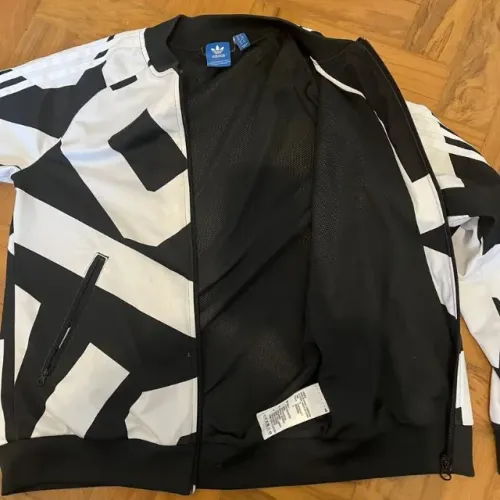 jaqueta adidas preta e branca
