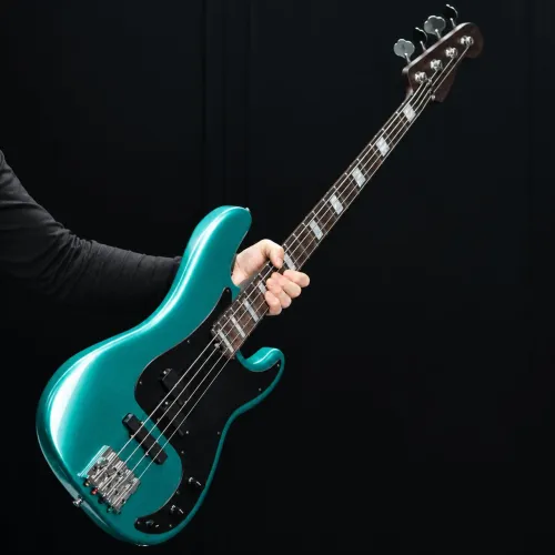 Baixo Kaiser Luthier - Ocean Turquoise, Jacarandá Baiano, EMG Omega e Gotoh