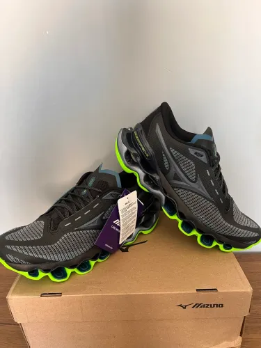 Mizuno Prophecy 15 Vietnã