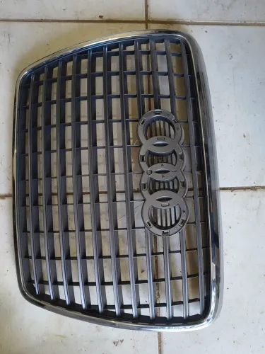 Grade Frontal AUDI A6 ano 2006 - 2009