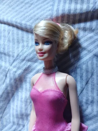 Barbie Patinadora no Gelo da Mattel 2014