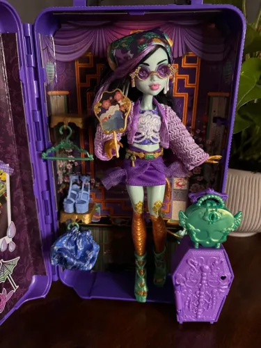 Boneca Monster High Jinafire Long Oasis 
