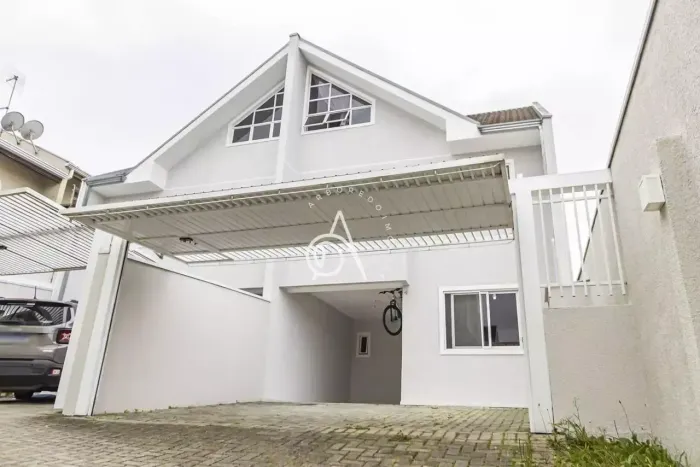 SOBRADO À VENDA | XAXIM | CURITIBA
