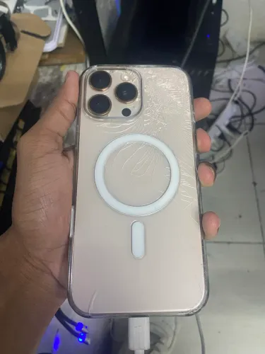 iPhone 16 pro max retirada de peças 