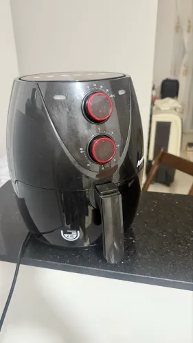 Vendo air fry semi nova