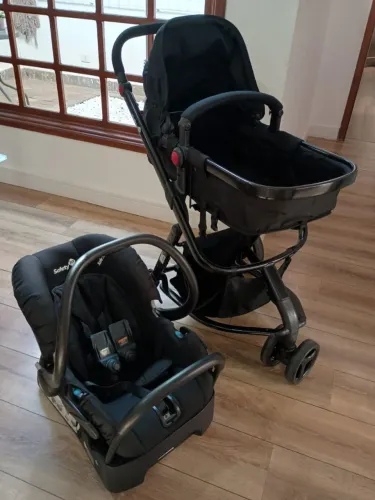 Carrinho e bebê conforto com base de carro Travel System Safety 1st
