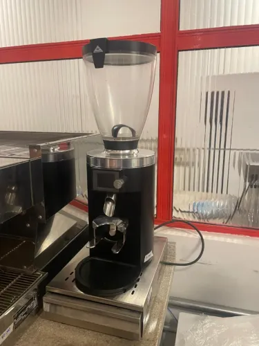 Moinho Mahlkhonig E65S