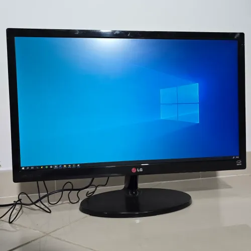 Monitor LG 23 polegadas 23ea53va 110/220V