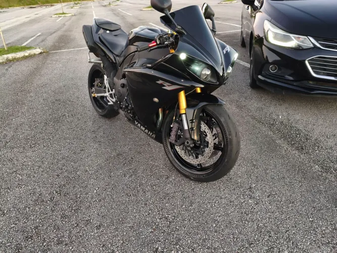 Yamara YZF R1 2013