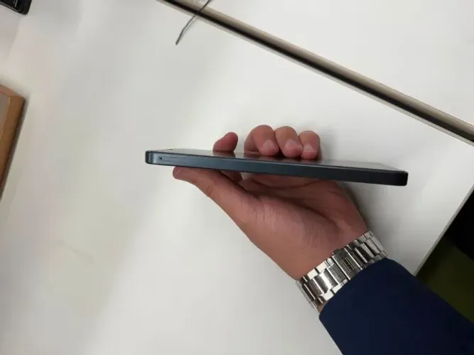 Celular A16