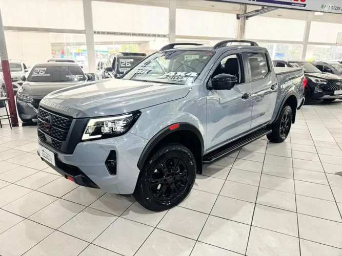 Nissan Frontier Pro4x CD 4X4 2.3 Bi-TB Die. AUT 2024