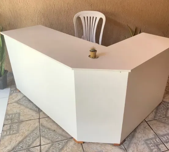 VENDO MESA DE ESCRITÓRIO 100% MDF