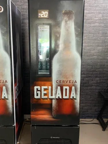 Cervejeira metal frio