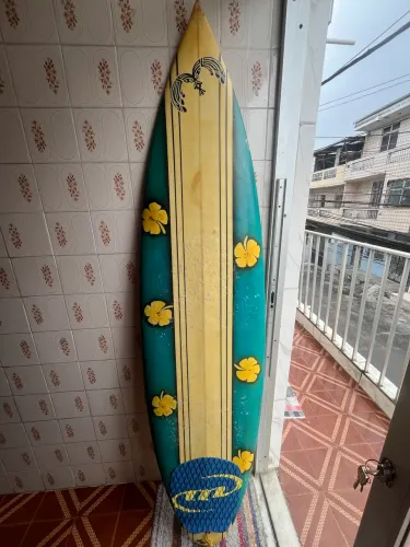 Prancha de surf 6.9 + capa