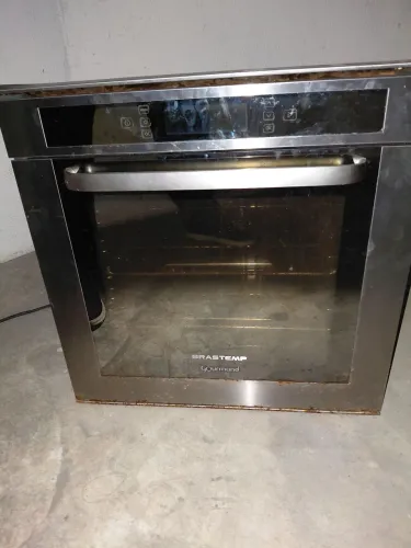 Vendo Forno elétrico de embutir com defeito, para retirada de peças 