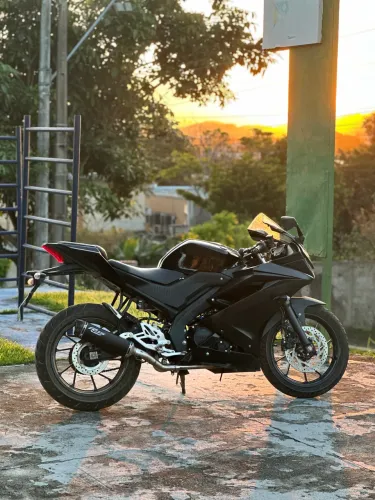 R15 2025
