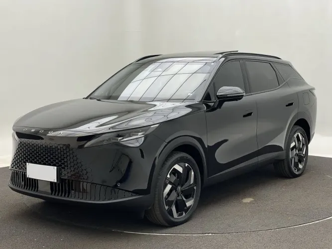 Omoda 7 Luxury 1.5 TB FWD 2026