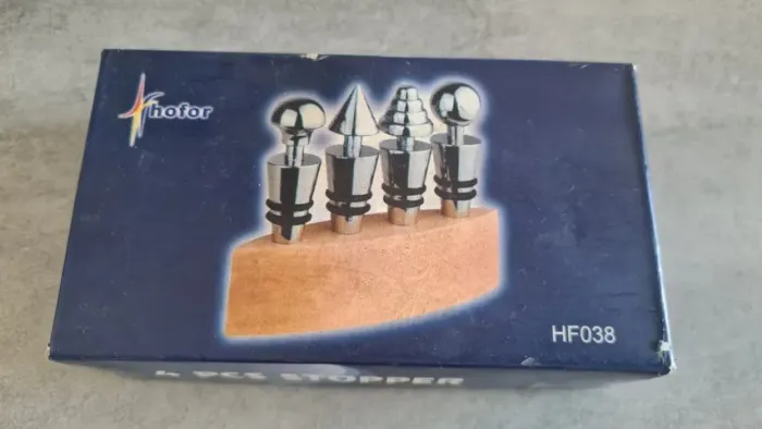 Kit Tampa para Garrafa de Vinho Inox Cromado c/ Suporte de Madeira/ Novo 3 x R$ 40