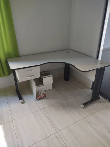 Mesa Escritório em L