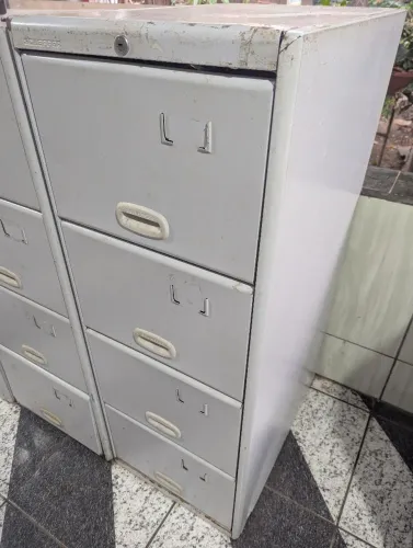 Arquivo de aço Scheffer com 4 gavetas - R$ 190 por unidade