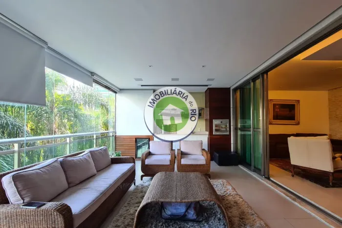 PENINSULA SAINT BARTH - 4 SUÍTES 294M², REFORMADO POR ARQUITETA - 3 VAGAS