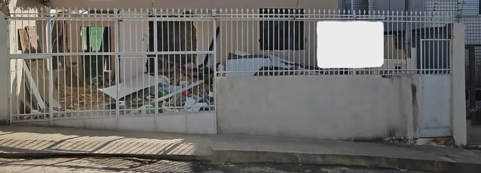 PORTÃO E GRADE DE GARAGEM (9,5M x 2,90 aproximadamente)