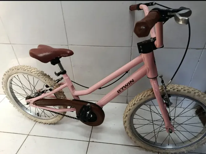 Bicicleta btwin aro 20 excelente estado!!!