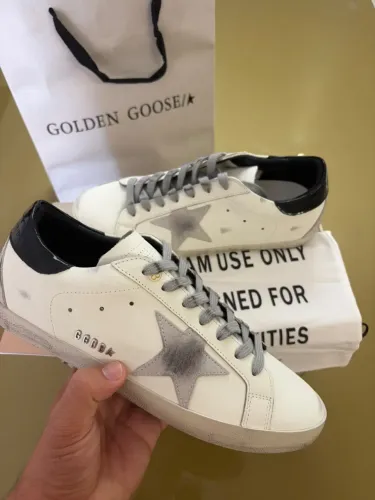 Golden goose superstar novo 