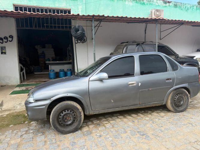 Imagem de Chevrolet Corsa Sedan 1.0 MPFI 8V 71cv 4P 2004