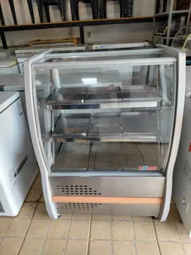 Balcão Estufa 09 bandejas