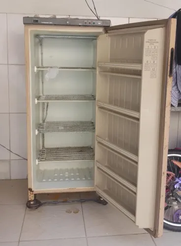 Freezer Continental