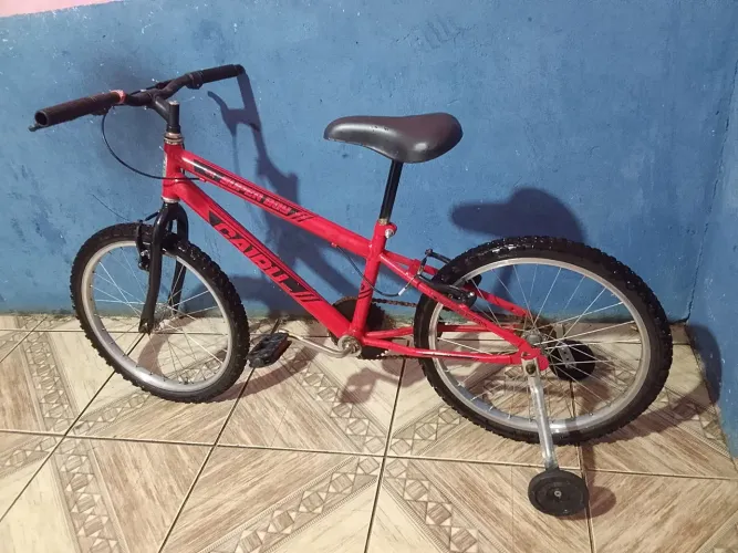 Bicicleta aro 20 semi nova faço entrega grátis 