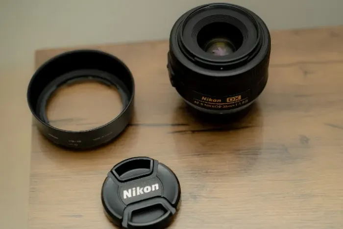 Lente Nikon Af-s Dx Nikkor 35mm F/1.8g Dsrl Autofoco F1.8