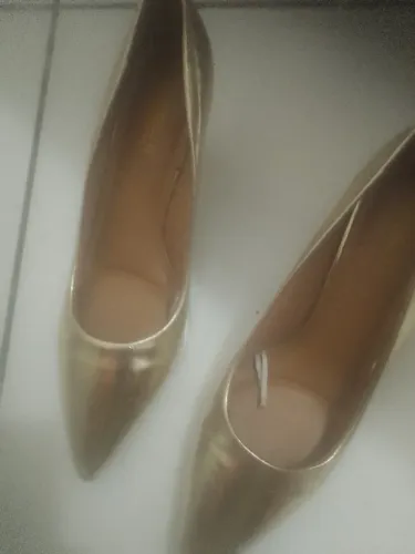 Sapatos semi novos perfeitos