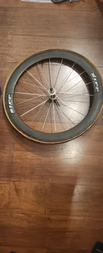Rodas Zipp 440 de carbono aro 700