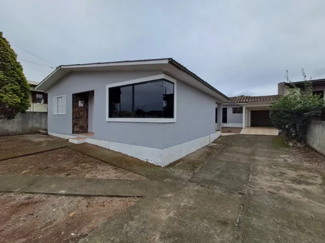 Casa (Alvenaria), com 3 quartos e 1 banheiros à Venda, 450 m² em Criciúma/SC