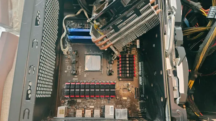 FX 8350 - MSI 970 Gaming + 8gb RAM DDR3