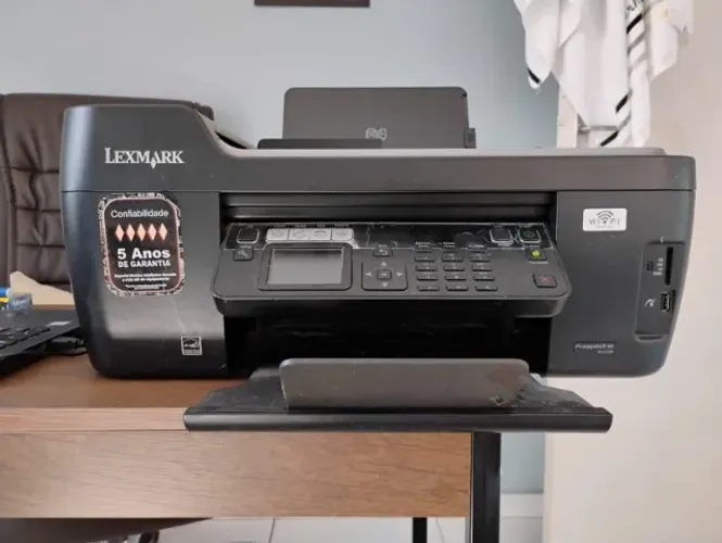 impressora multifuncional sem fio Lexmark Prospect Pro205. 