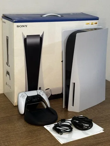 PS5 COM CAIXA E NOTA
