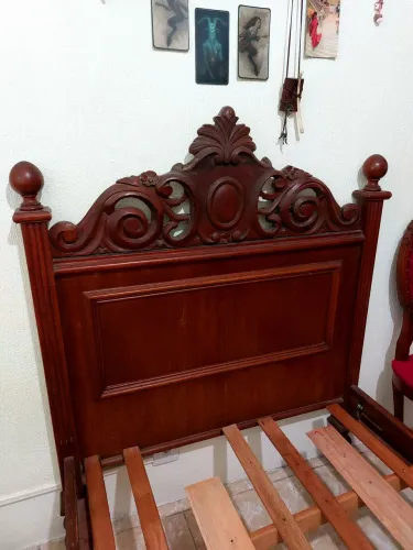 Cama colonial antiga madeira maciça 