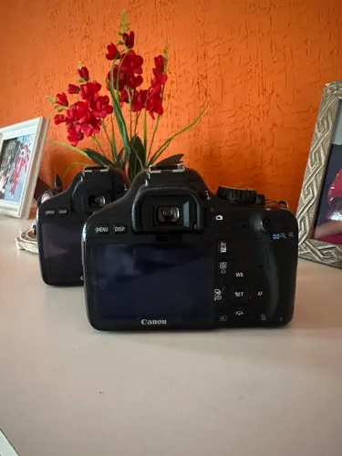 Câmera Cânon EOS T2i