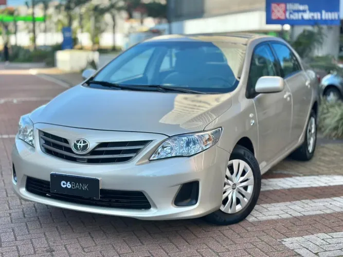 Toyota Corolla XLI 1.8/1.8 Flex 16V Aut. 2013