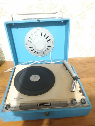 vitrola motoradio antiga azul