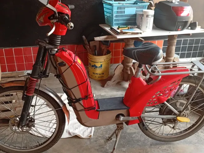 Vende-se bicicleta elétrica