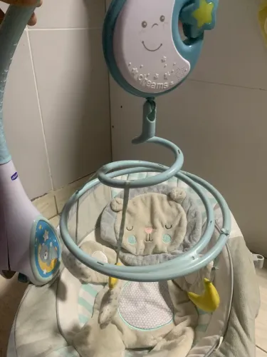 Cadeira de descanso bebê com música de ninar 